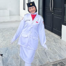 Dita Aulia sebagai petugas pengibar bendera Merah Putih